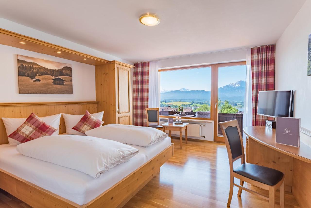 Hartungs Hoteldorf Fussen Exterior photo